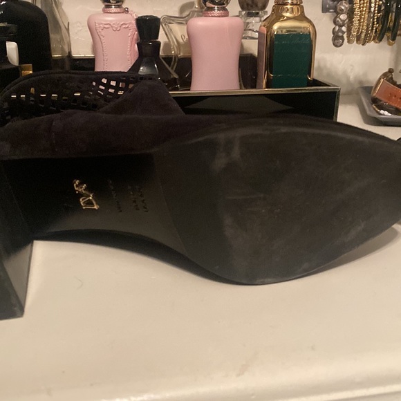 Diane Von Furstenberg Black Bootie Heels - Picture 5 of 6
